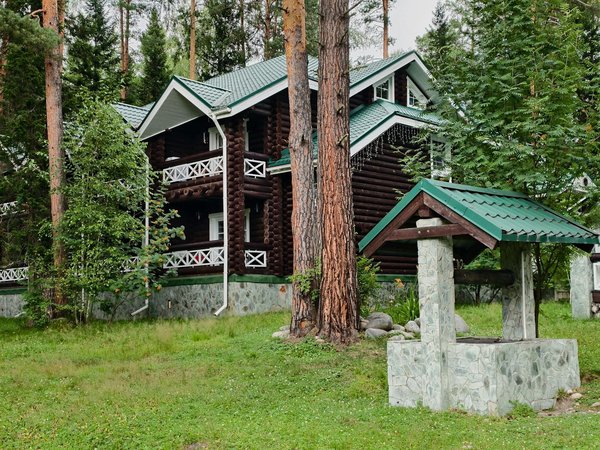 Quels sont les critères pour choisir une villa en Thaïlande avec des cours de cuisine thaïlandaise et des randonnées en jungle?